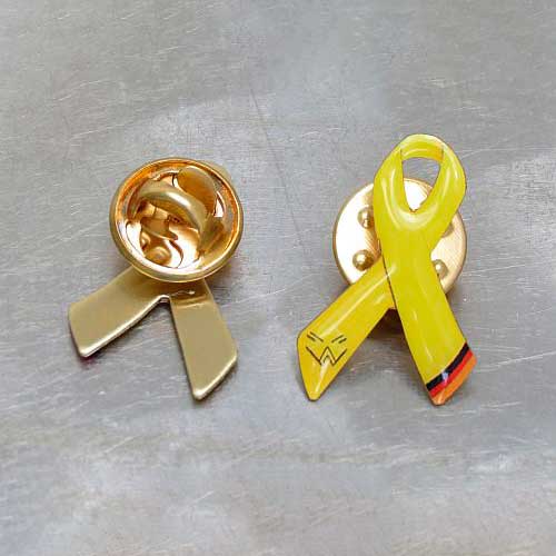 Gelbe Schleife Pin (klein)